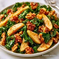 Insalata di Cavolo Nero Mele e Noci