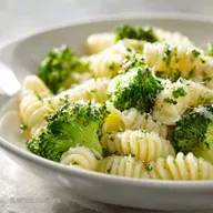 Pasta e Broccoli Cremosa in 25 Minuti: Ricetta Autentica