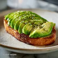 Toast all'avocado: Croccante in 8 Minuti