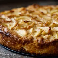 Torta di Mele Pi&ugrave; Soffice: La Ricetta Facile che Profuma di Nonna!