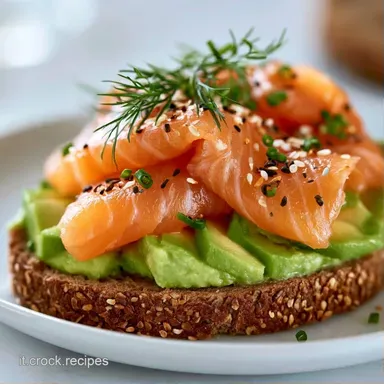 Toast Avocado e Salmone in 10 Minuti Scheda ricetta