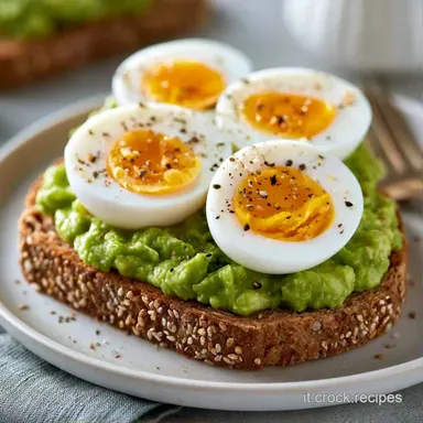 Toast Avocado e Uovo in 14 Minuti Scheda ricetta