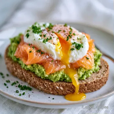 Toast Avocado Salmone Uovo in 15 min Scheda ricetta